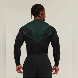 Gymshark ONYX Black and Green Compression Performance Top Size Large